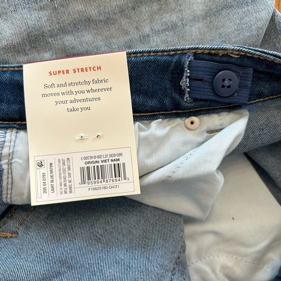 NEW Cat & Jack Adjustable Waist Super Stretch Embroidered Jean Shorts Sz XXL - Picture 7 of 8